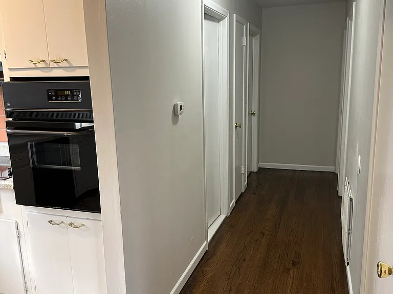 700 Surf Ave — Photo 13
