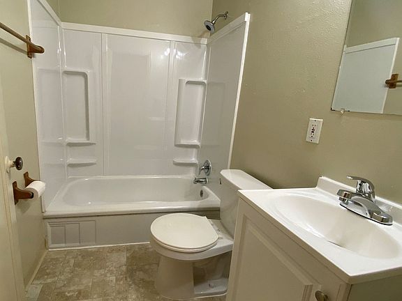 5th image of 1106 State Ave #1