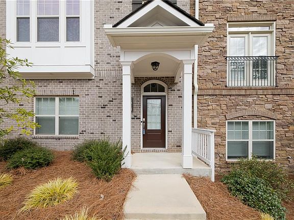 3rd image of 1313 Harris Way