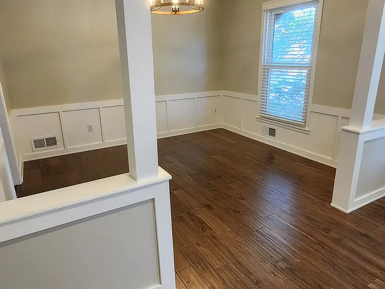 6308 Greenwood St — Photo 4