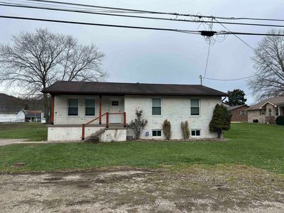 40 Riverview Ave, Branchland, WV, 25506