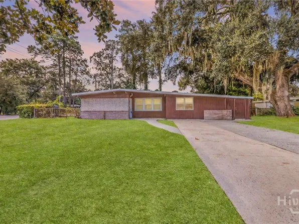 21 Willow Road, Savannah, GA 31419