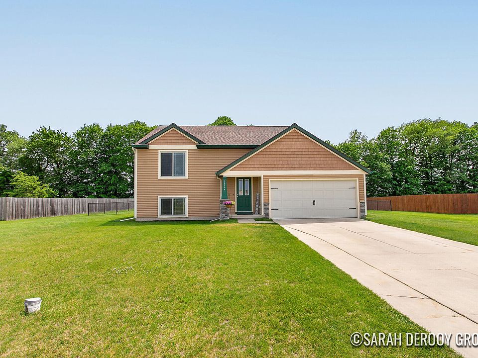 1st image of 16264 Trent Ridge Dr NE