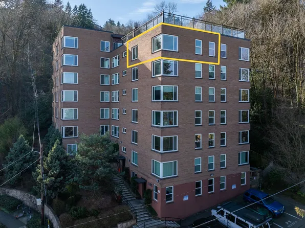 1205 SW Cardinell Dr Unit 702, Portland, OR 97201