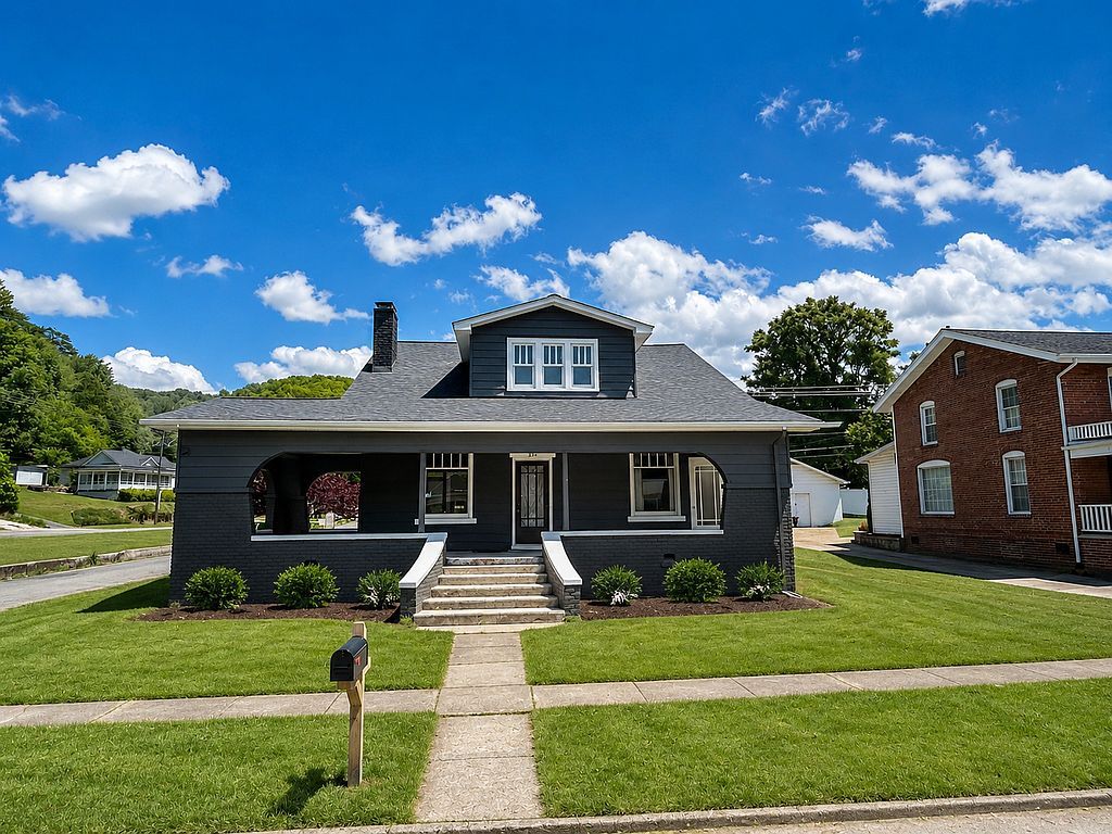 204 Clinchfield Ave - Property Image