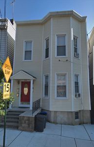 813 16th St, Union City, NJ, 07087