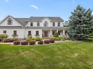 4169 Mountain View Ct, Freeland, MI 48623