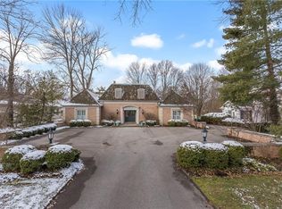 7020 N Pennsylvania St, Indianapolis, IN