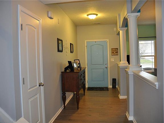 2nd image of 4728 Blue Marlin Way