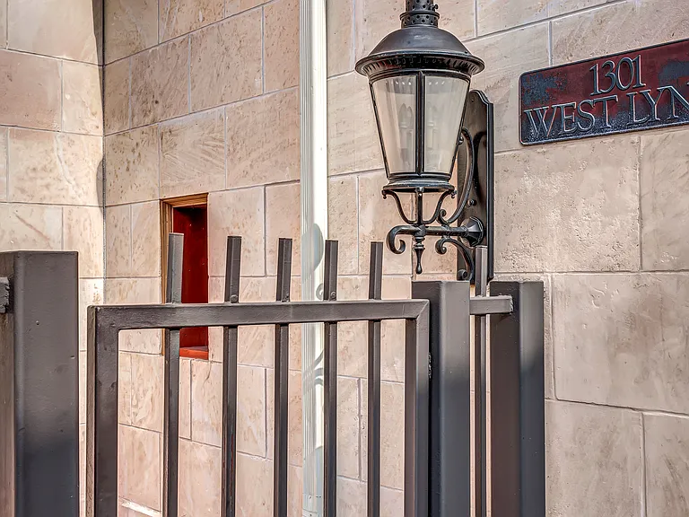 The Tuscany Apartments — Photo 44