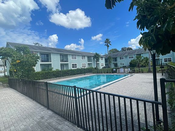 3rd image of 5004 Terrace Palms Cir Unit 101