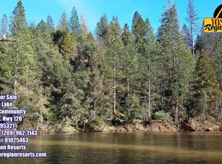 Pine Mountain Dr, Groveland, CA 95321