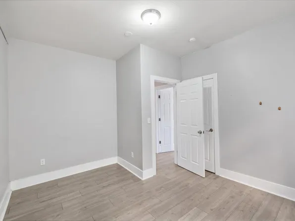 7435 Blvd East image 12 of 15