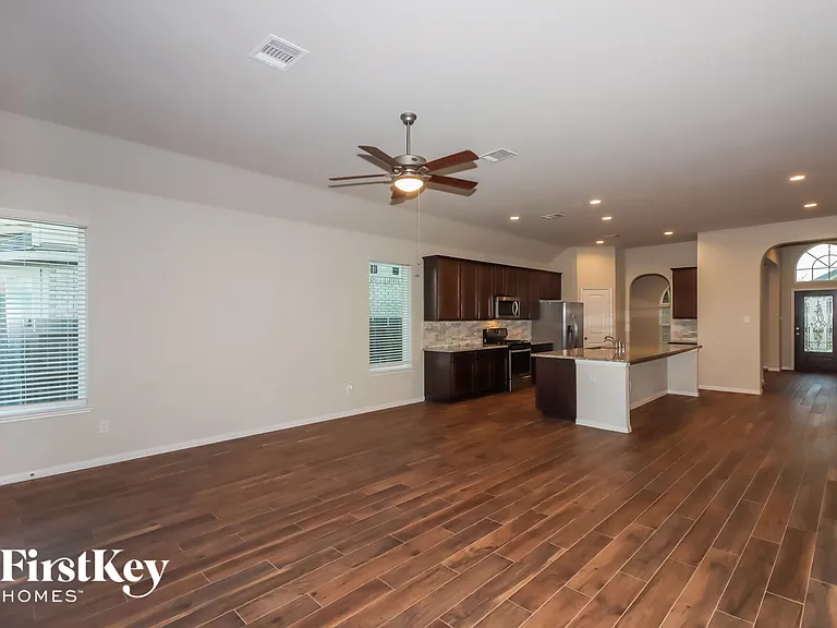 31306 Little Garden Ct — Photo 4