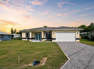 225 Triumph Dr, Sebring, FL 33872