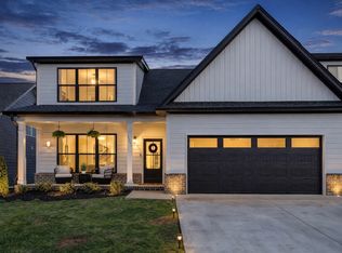 1097 Malinda Ln, Greenbrier, TN 37073