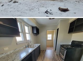 802 Deleon St, Ottawa, IL 61350