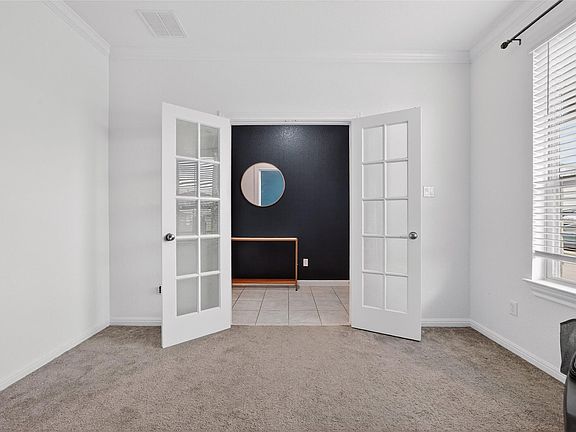 3rd image of 217 Sand Lily Ln