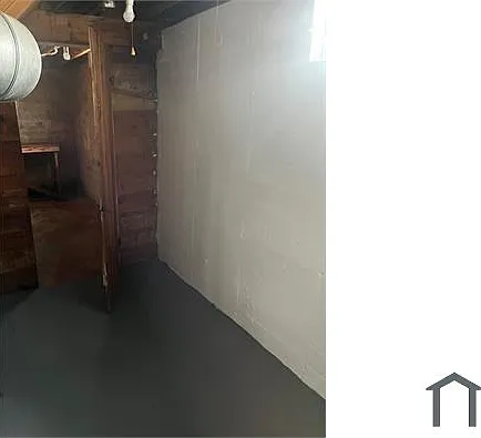 328 E Maplewood Ave — Photo 8