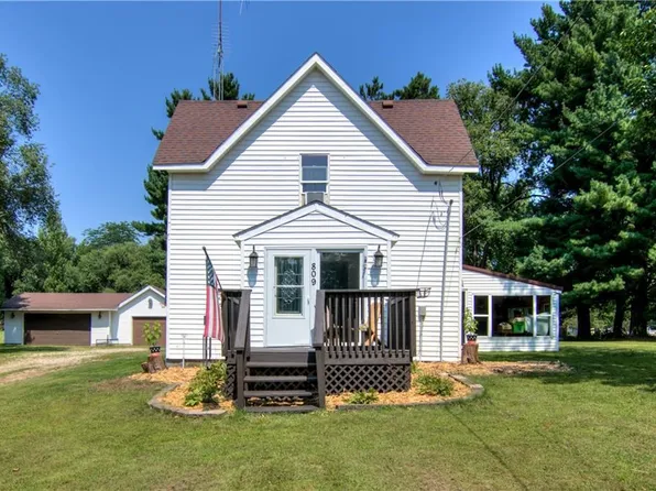809 University Avenue, Colfax, WI 54730