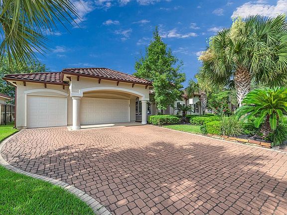 5th image of 19027 Crescent Bay Dr