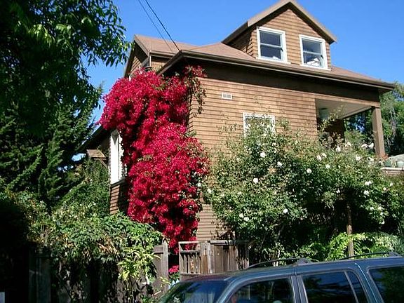 front of building - 4 units