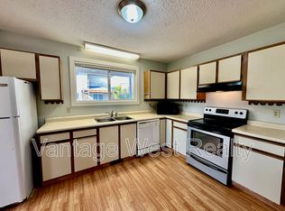 1947 Burtch Rd, Kelowna, BC V1Y 4B4