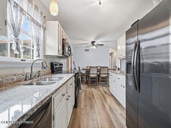 4th image of 5682 Cherry Valley Rd