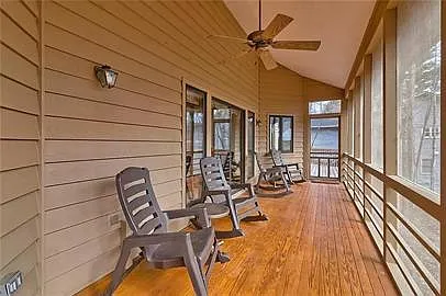 9 Plainsail Ct — Photo 3