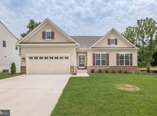 6001 Savannah Dr, Brandywine, MD 20613
