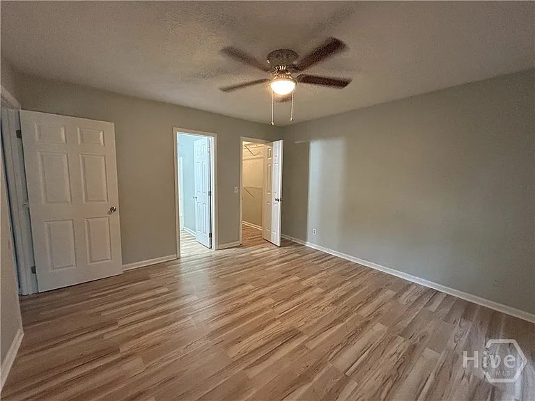 137 Ropemaker Ln — Photo 9