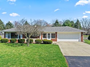 1618 SE River Rd, Montgomery, IL 60538