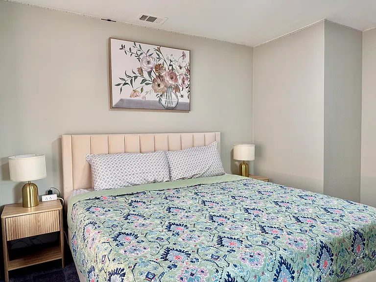 7300 Livingston Dr — Photo 25