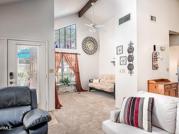 3rd image of 602 N May St Unit 20