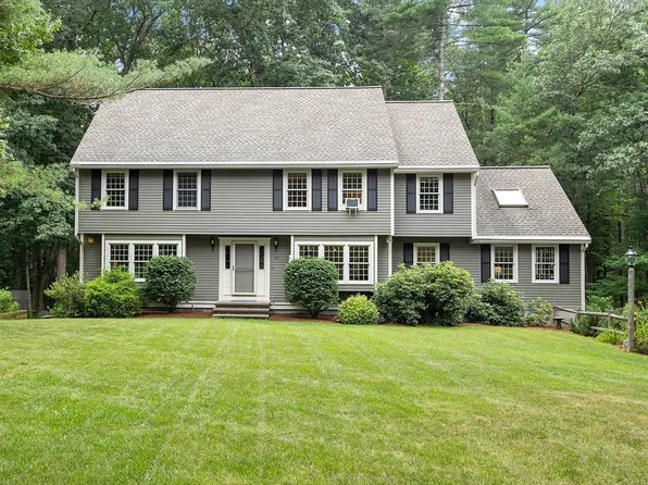 47 Village View Rd, Westford, MA 01886