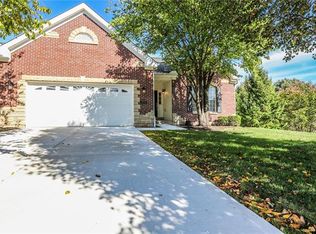 10145 Allington Dr, Saint Louis, MO