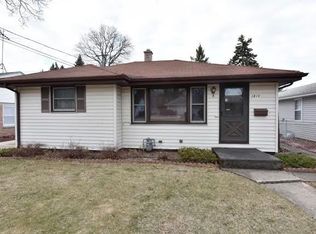 1810 Lydia St, Waukegan, IL