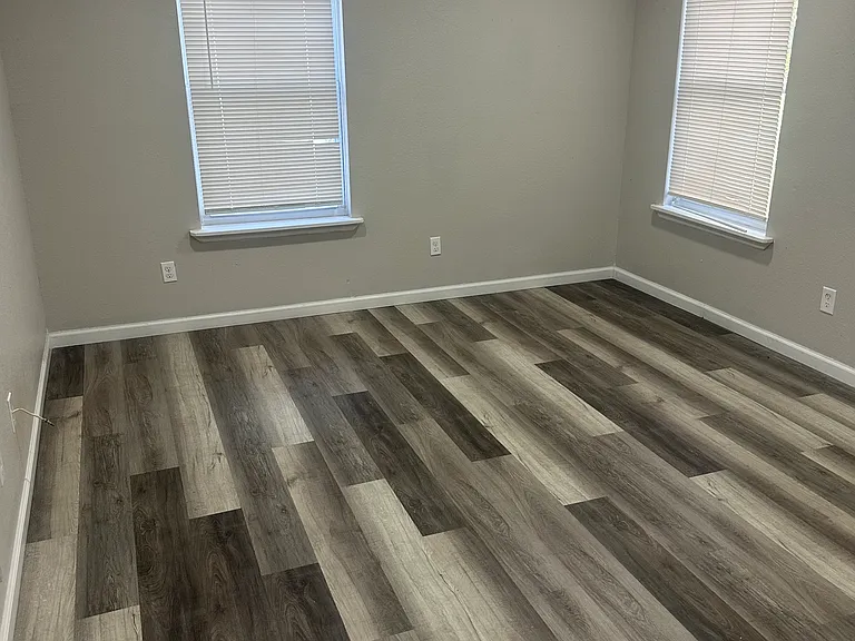 1107 Basin St #A — Photo 12