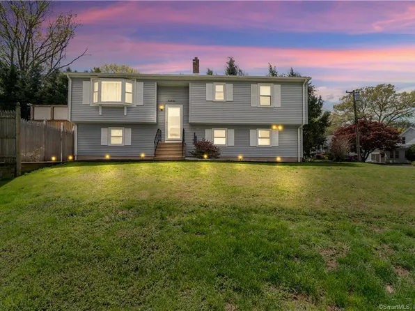 21 Lancaster Street, Watertown, CT 06779