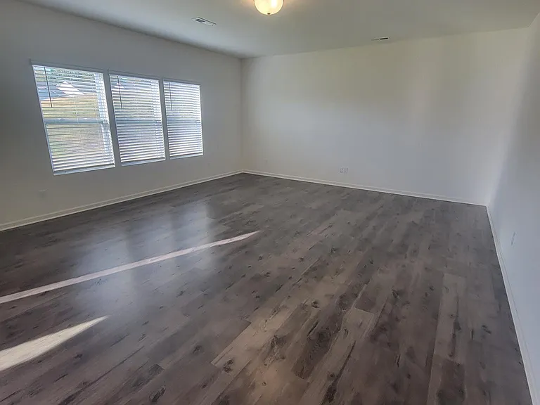 79 Curling Creek Dr — Photo 8