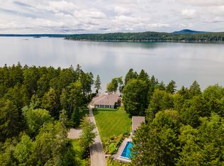 160 Journeys End Ln, Surry, ME 04684