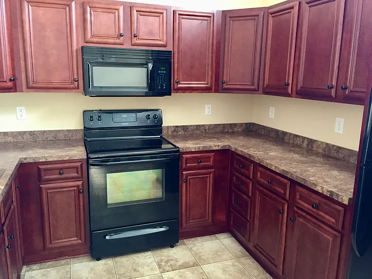 505 Bagley Dr — Photo 3