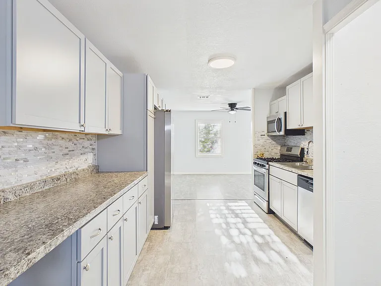 4620 S Hayden St — Photo 8