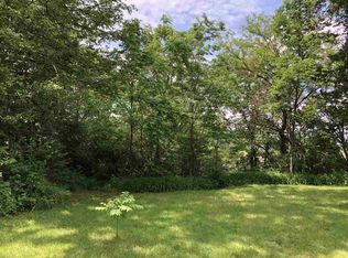 10374 Rock Ln, Roscoe, IL 61073