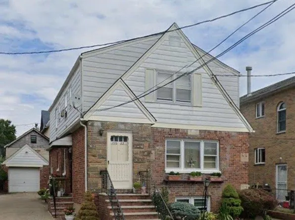 13625 62nd Ave Floor 2, Flushing, NY 11367