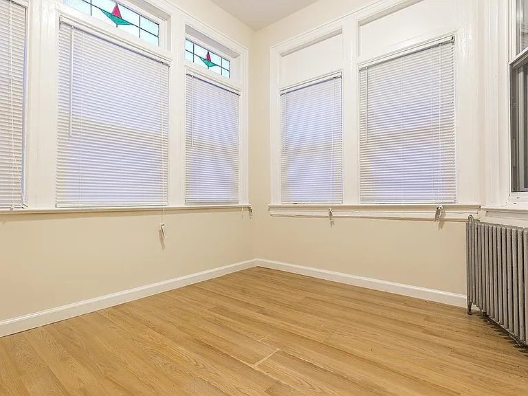 342 Avenue E #2 — Photo 4