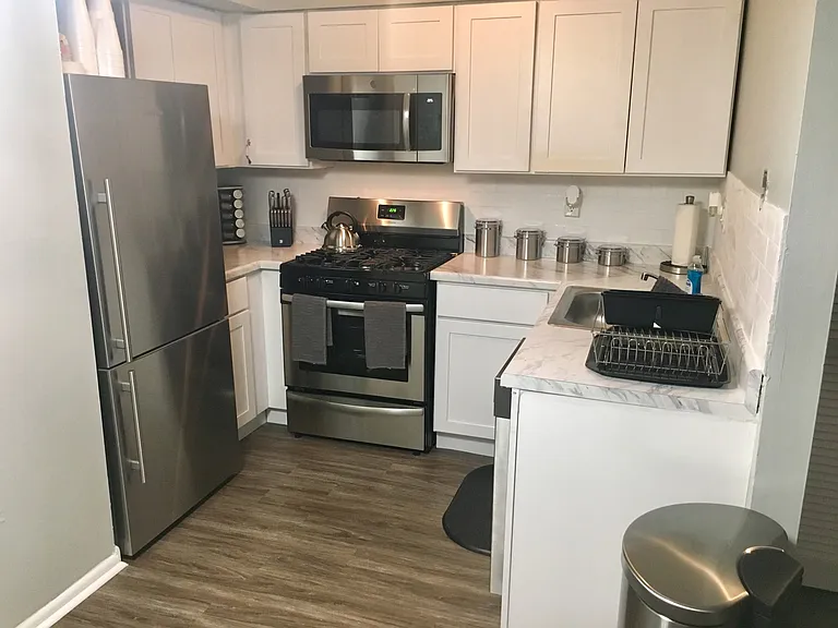 Cedar Brook Apartments — Photo 8
