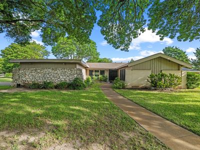 815 Middle Run, Duncanville, TX, 75137