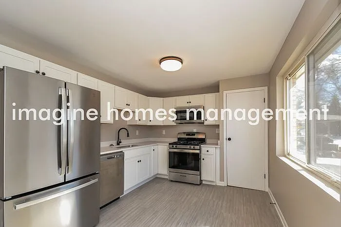 7017 Beechmont Ave — Photo 7