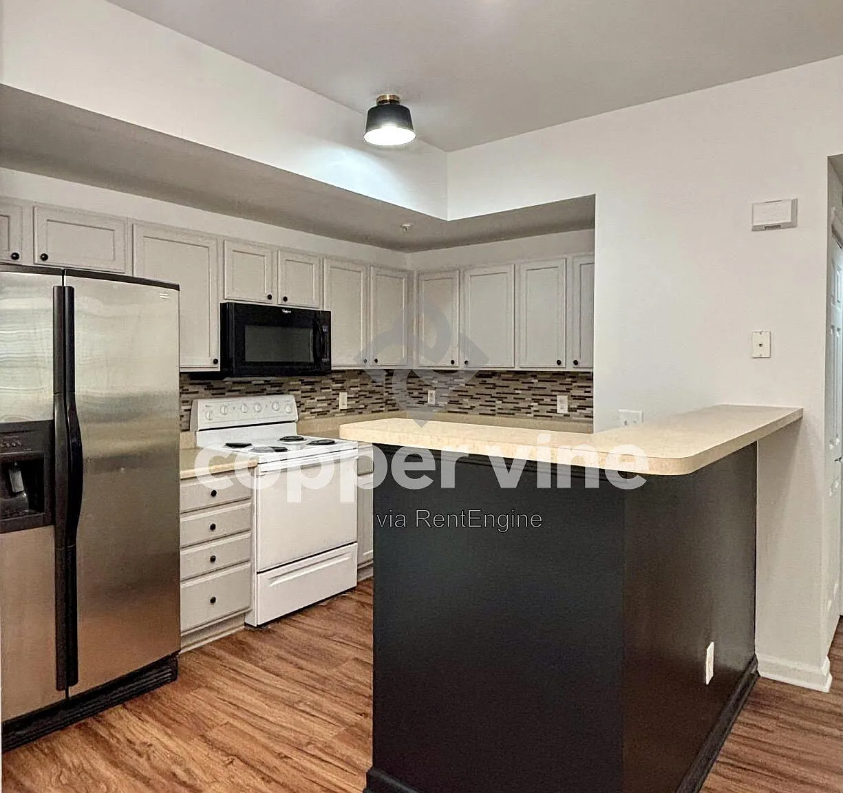2 bed, 2.0 bath, 926 sqft, $1,845 — Photo 4
